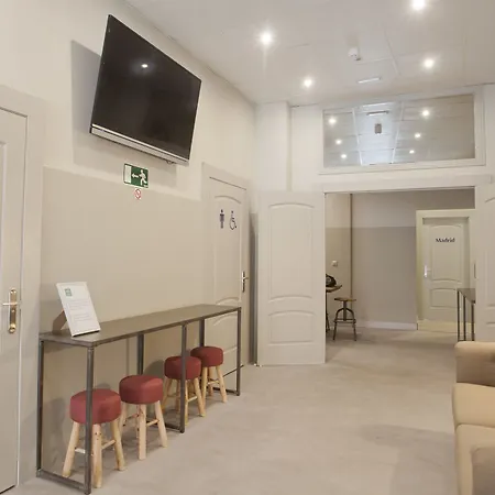 Hotel Stop